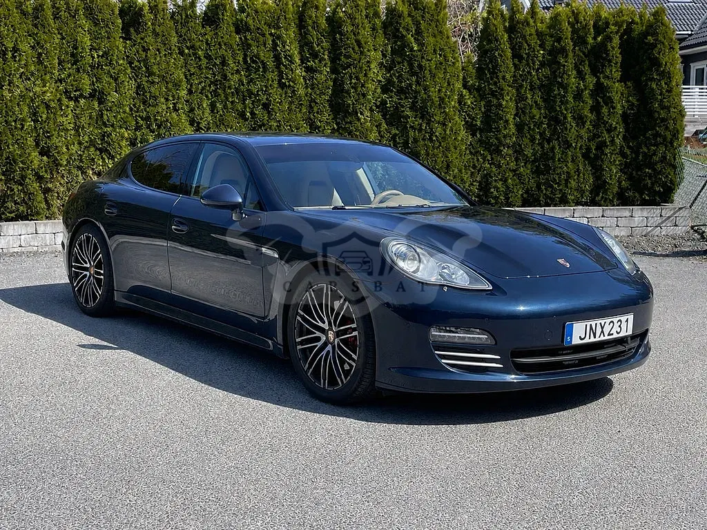 Porsche Panamera 2011
