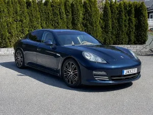 Porsche Panamera 2011