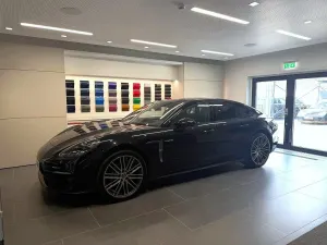 Porsche Panamera 2023