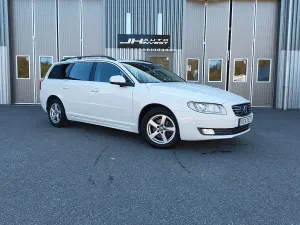 Volvo V70 2015