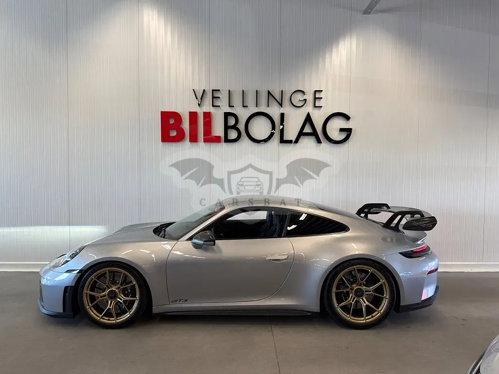 Porsche 911 2025