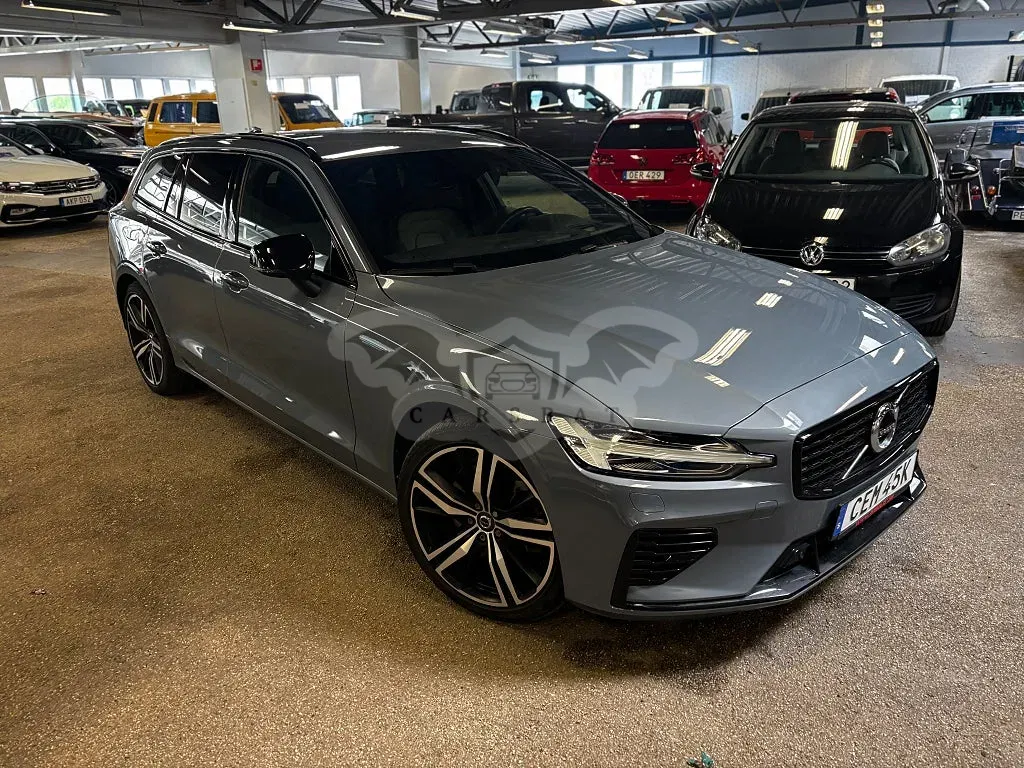 Volvo V60 2022