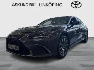 Lexus ES 2021