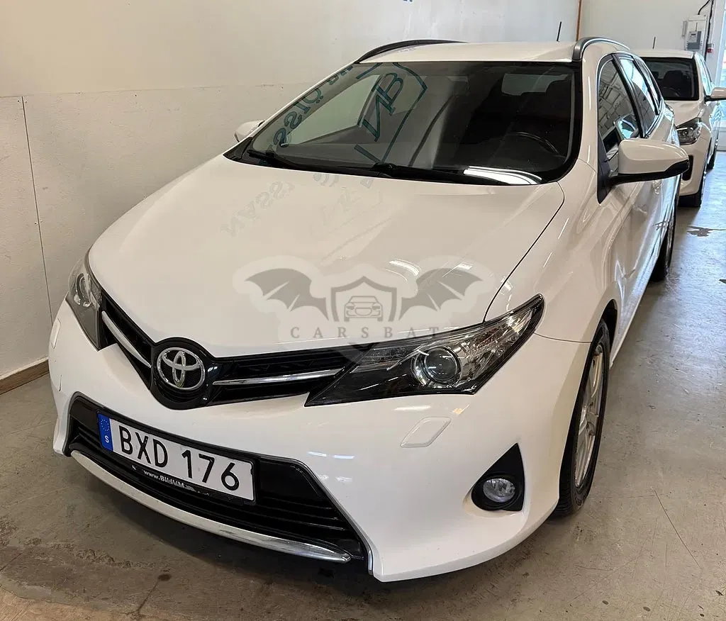 Toyota Auris 2014