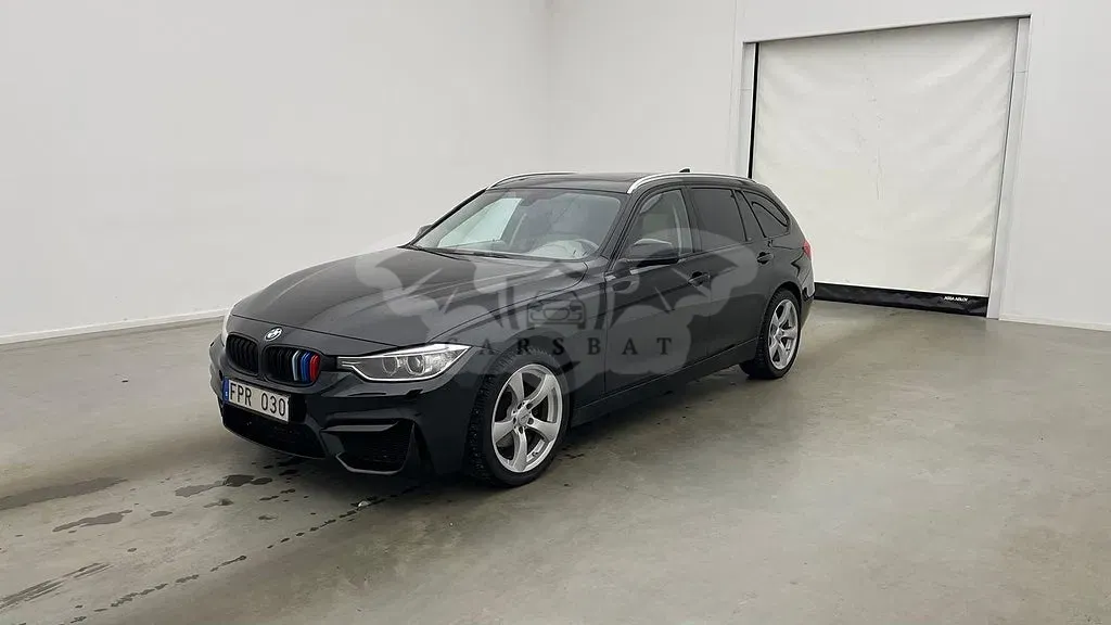 BMW 3 Series 330 2013