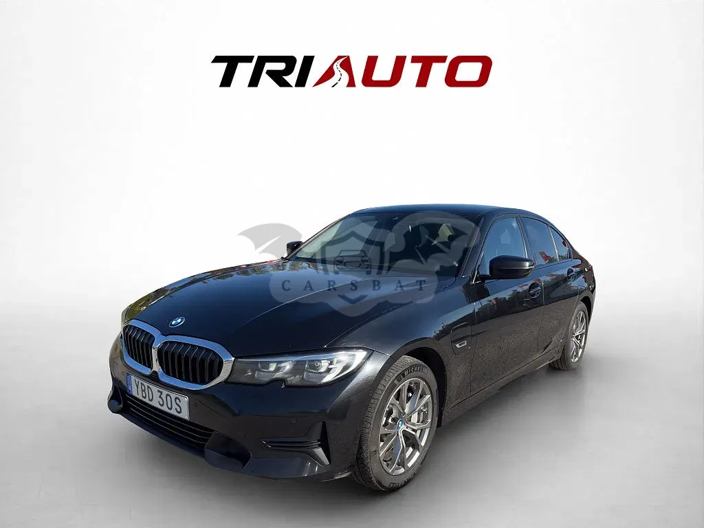 BMW 3 Series 330e 2022