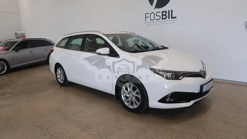 Toyota Auris 2016