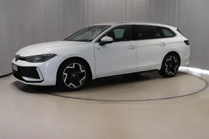 Volkswagen Passat 2025