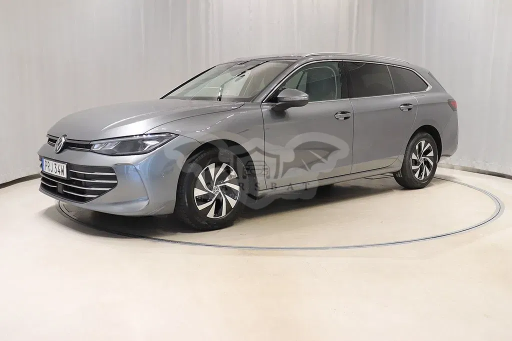 Volkswagen Passat 2025
