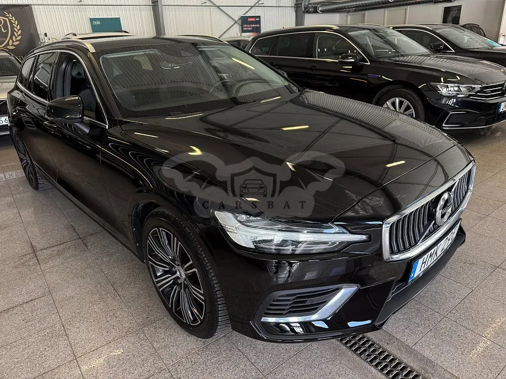 Volvo V60 2022