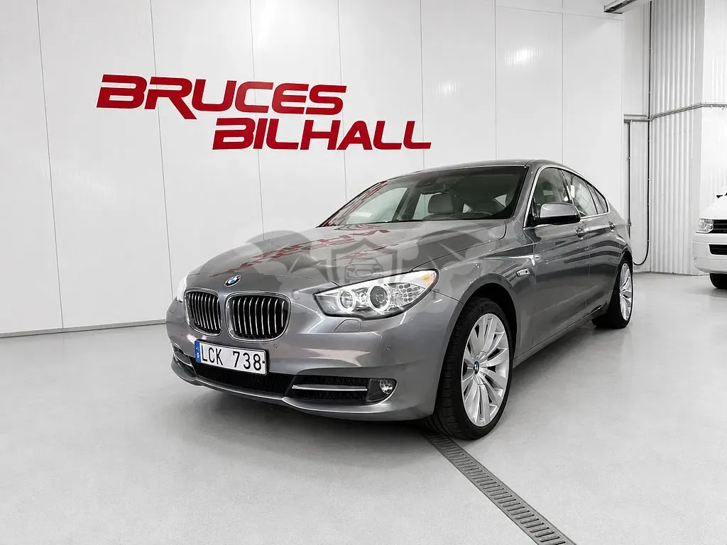 BMW 5 Series 530 2011