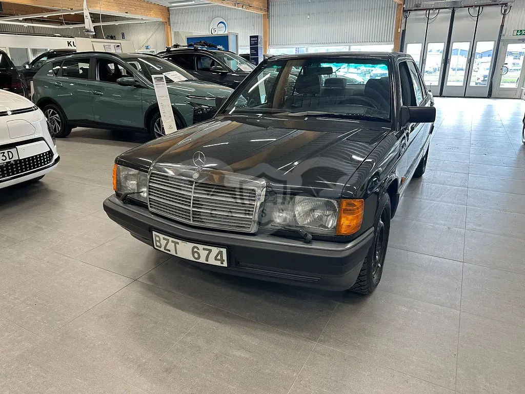 Mercedes-Benz 190 1989
