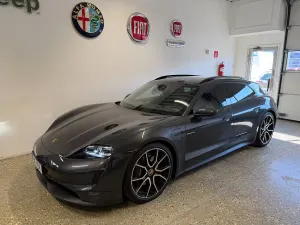 Porsche Taycan 2023