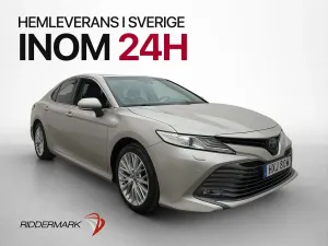 Toyota Camry 2019
