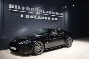Aston Martin Vantage 2015