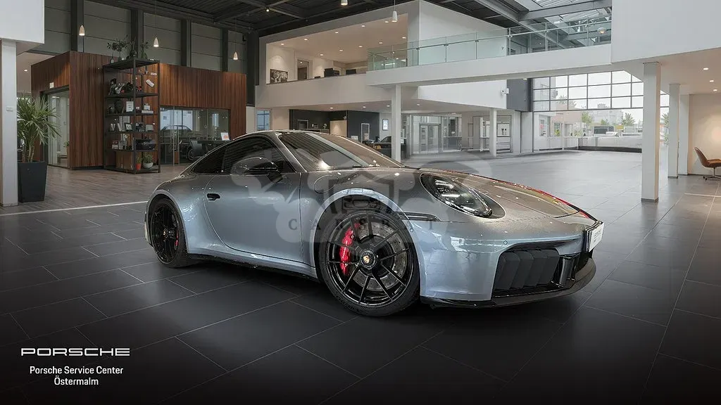 Porsche 911 2025