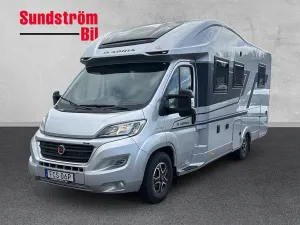 Adria matrix supreme 670 sc queenbed + taksäng 2021