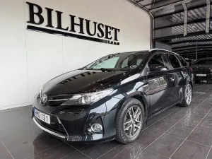 Toyota Auris 2015