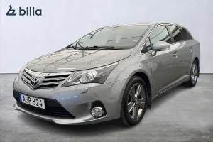 Toyota Avensis 2015