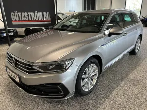 Volkswagen Passat 2022