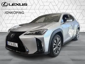 Lexus UX 2025