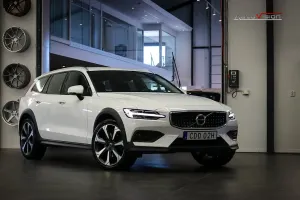 Volvo V60 2021
