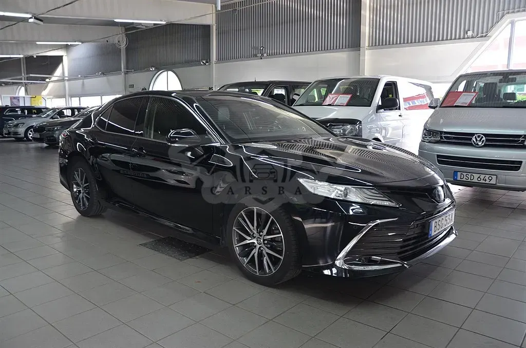 Toyota Camry 2021