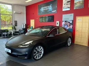 Tesla Model 3 2019