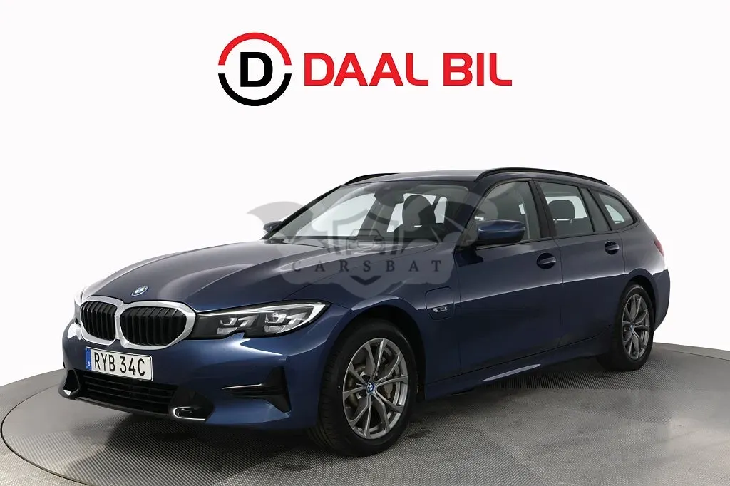 BMW 3 Series 330e 2022