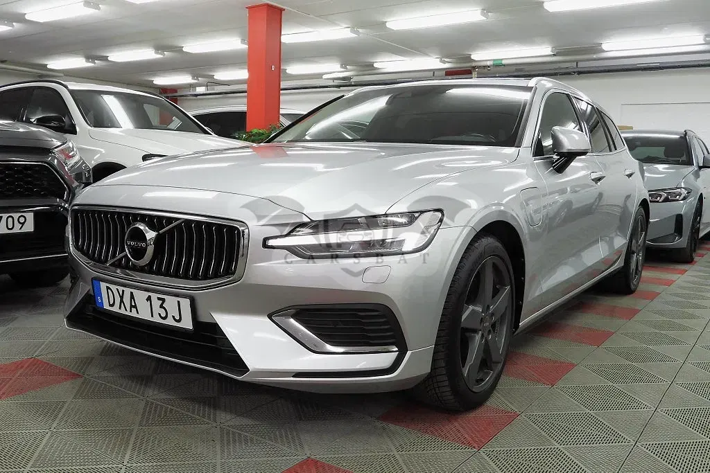 Volvo V60 2021