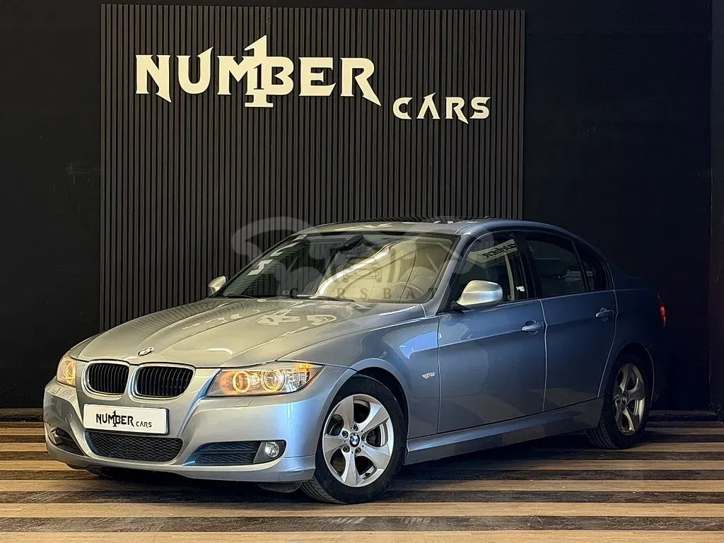 BMW 3 Series 320d 2011