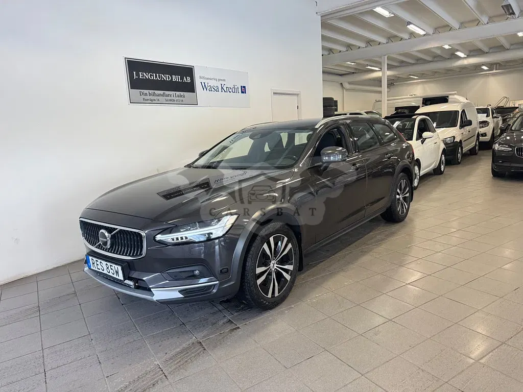 Volvo V90 2021