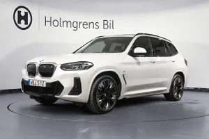 BMW iX3 2024