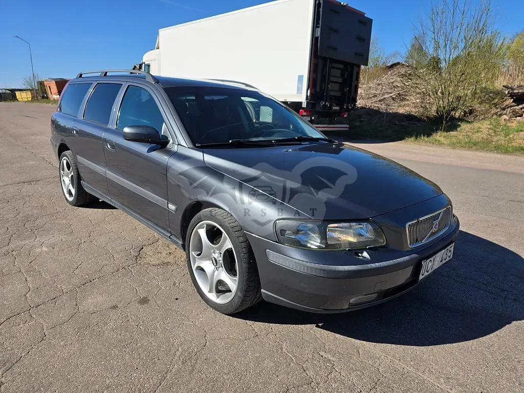Volvo V70 2004