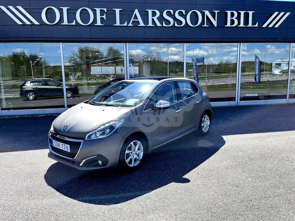 Peugeot 208 2016