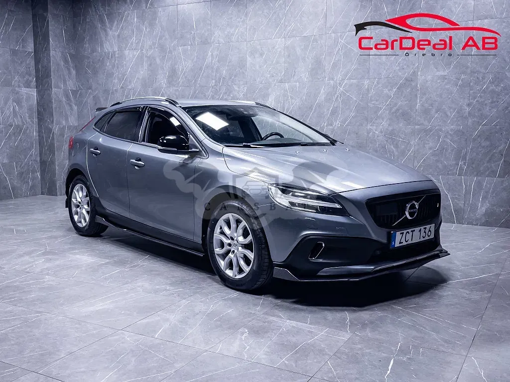 Volvo V40 2018