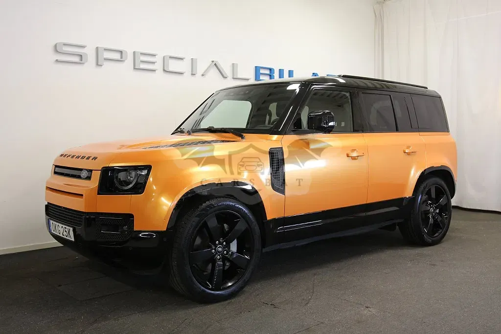 Land Rover Defender 2025
