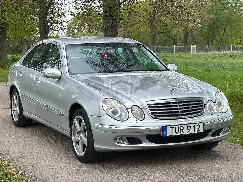Mercedes-Benz E 2003