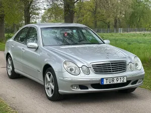Mercedes-Benz E 2003