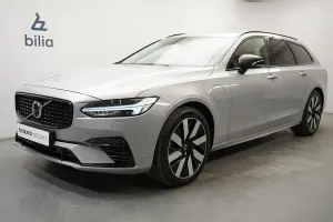 Volvo V90 2025