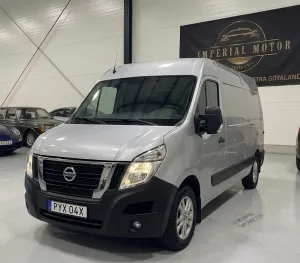 Nissan NV400 2021