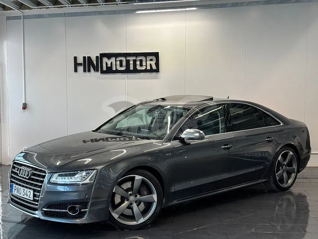 Audi S8 2016