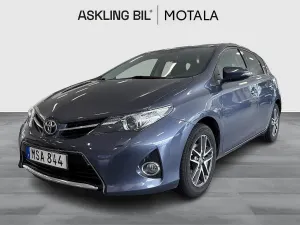 Toyota Auris 2015