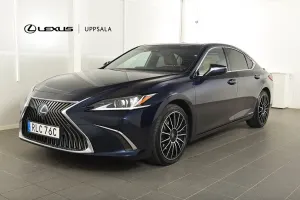 Lexus ES 2020
