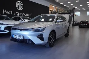 MG MG5 2022