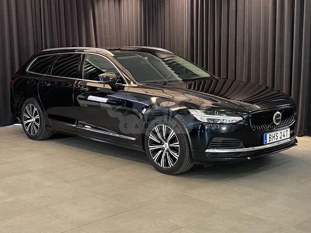 Volvo V90 2021
