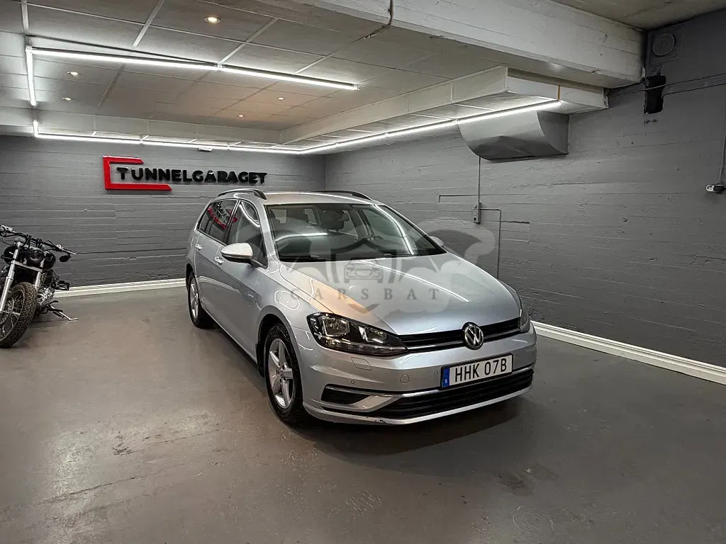 Volkswagen Golf 2021