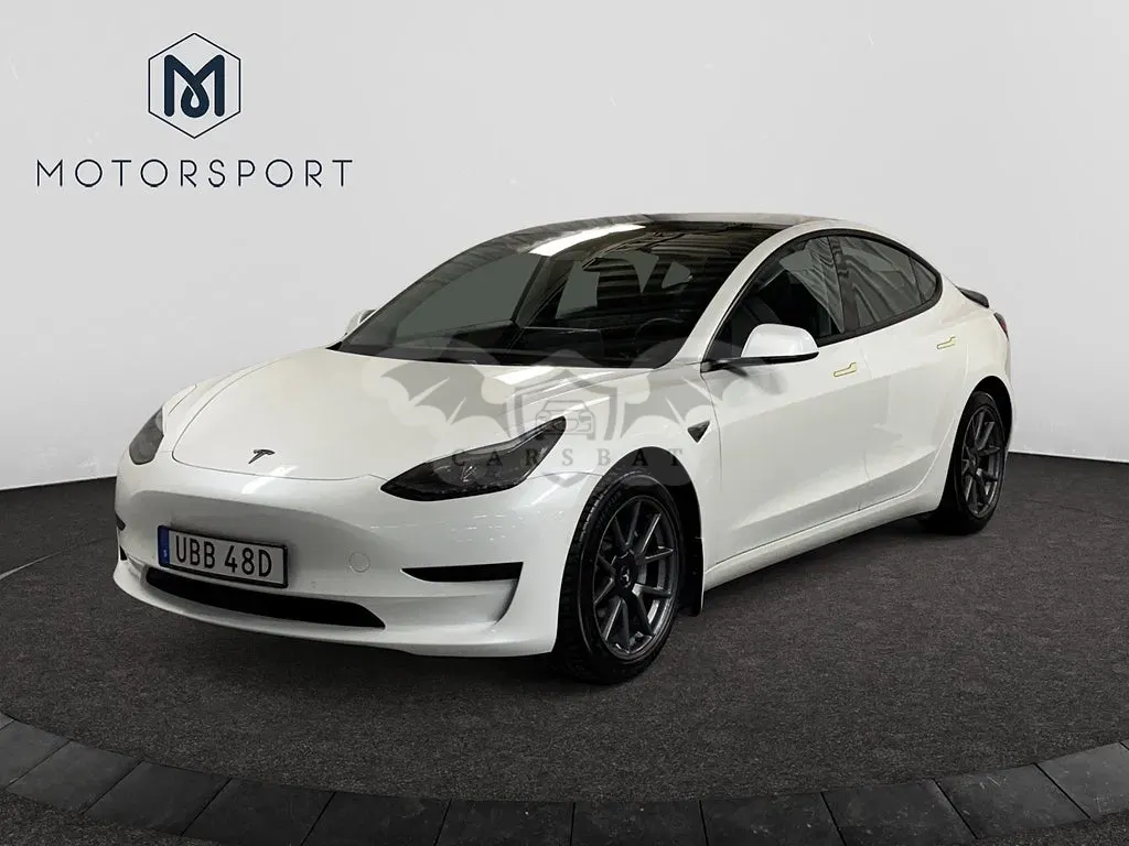 Tesla Model 3 2021