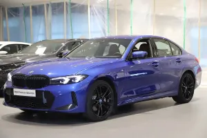 BMW 3 Series 330e 2024