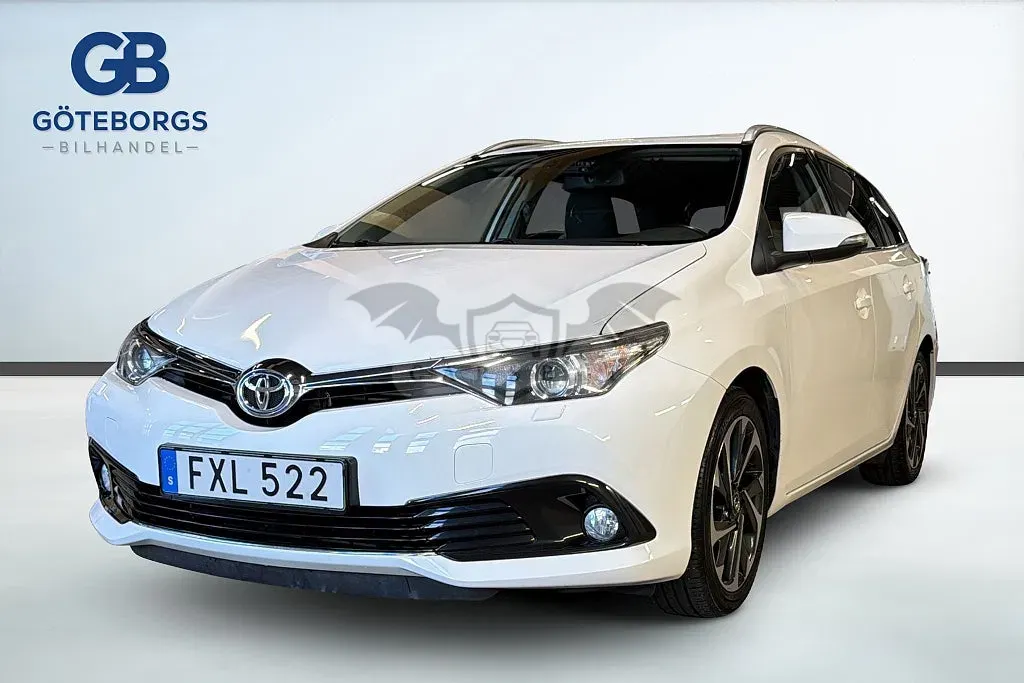 Toyota Auris 2015